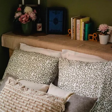 O Saudade - Centre *